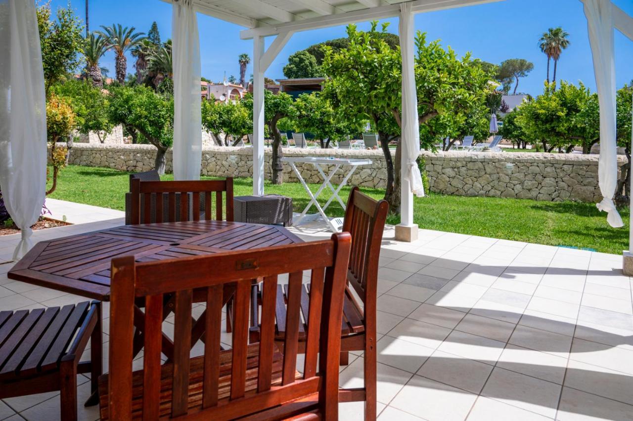 Villa Venera Fontane Bianche Esterno foto