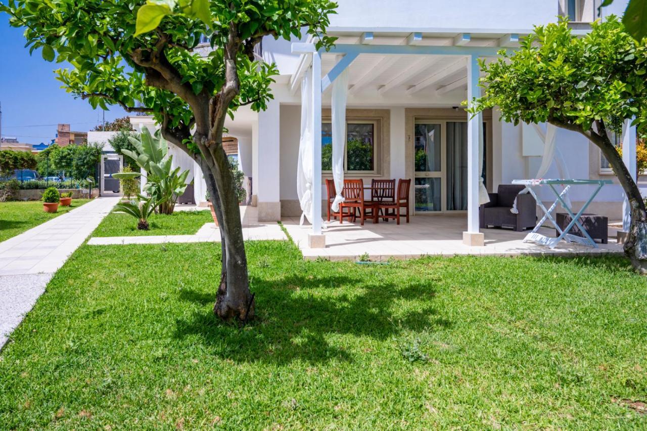 Villa Venera Fontane Bianche Esterno foto